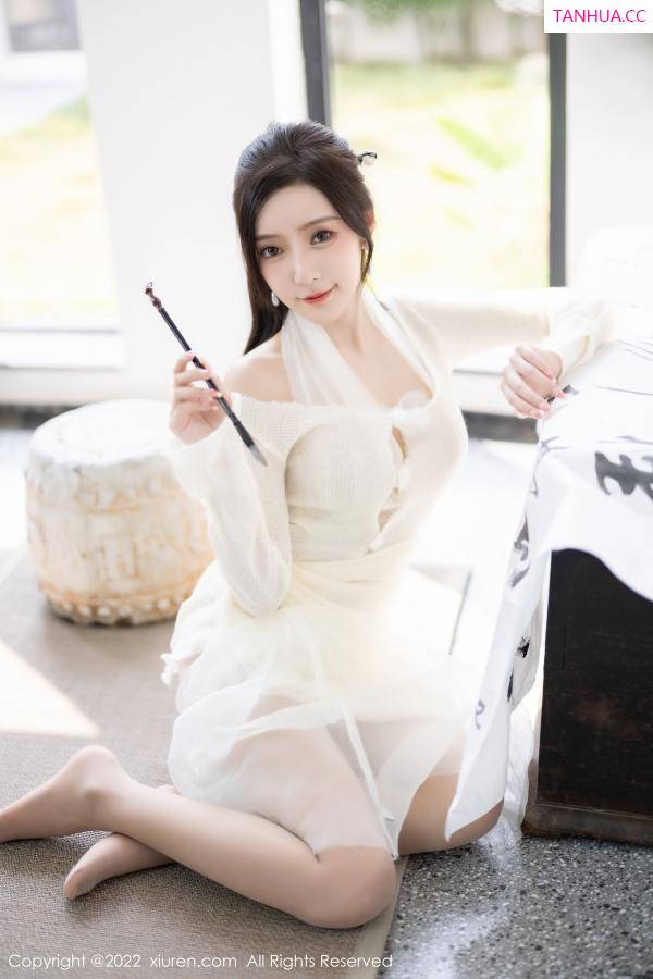 王馨瑶  [XiuRen]高清写真图 2022.11.11 No.5846 王馨瑶yanni 翘臀美腿第7张图片
